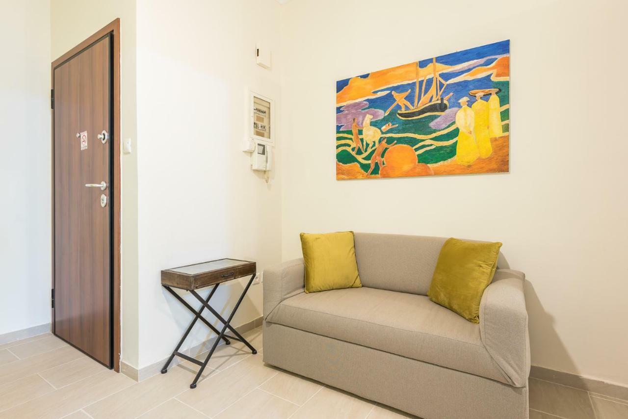 Stylish Kerameikos Apartment By Cloudkeys أثينا المظهر الخارجي الصورة