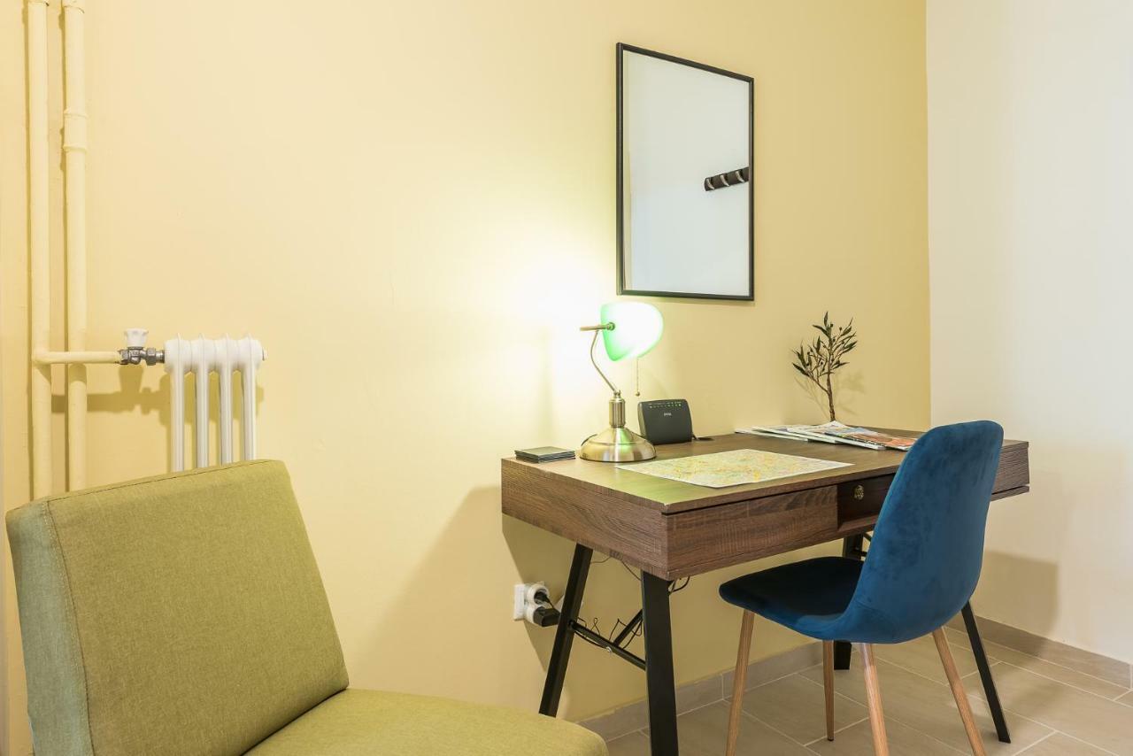Stylish Kerameikos Apartment By Cloudkeys أثينا المظهر الخارجي الصورة